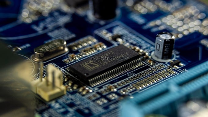 企业级SaaS部署为何首选RakSmart裸机云？性能与合规深度解读缩略图